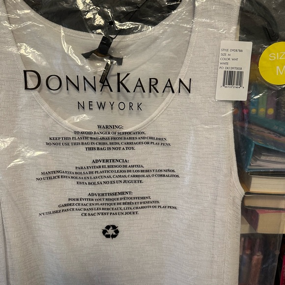 ๐๐ฟ๐ฎ๐ป๐ฑ ๐ก๐ฒ๐ Donna Karan White Sleeveless Dress - Picture 3 of 5